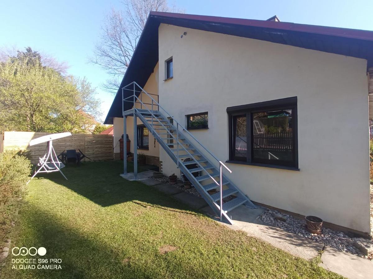 伦布尔克Podkrovni Apartman Tereza公寓 外观 照片
